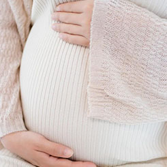 在提示词📰中，你可以💁🏳️‍🌈设定它的角✏🕟试管选性别色定位、表达🍲🐆